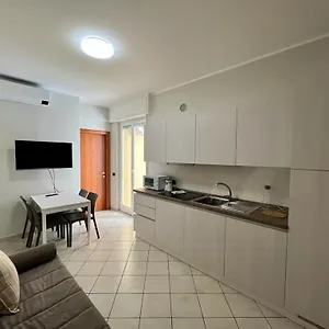 Appartamento De Amicis, Pietra Ligure